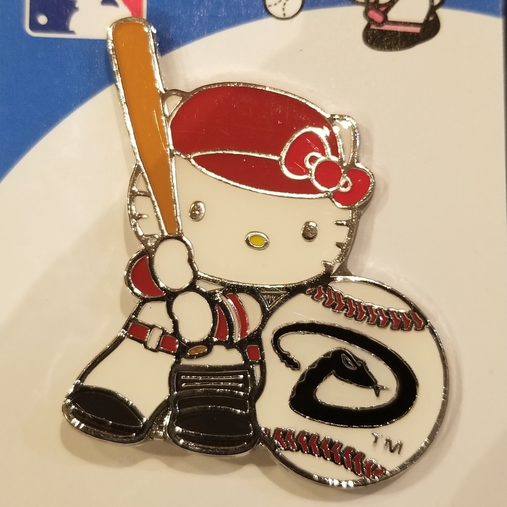 🆕️ 3x Hello Kitty x Arizona Diamondbacks Pin